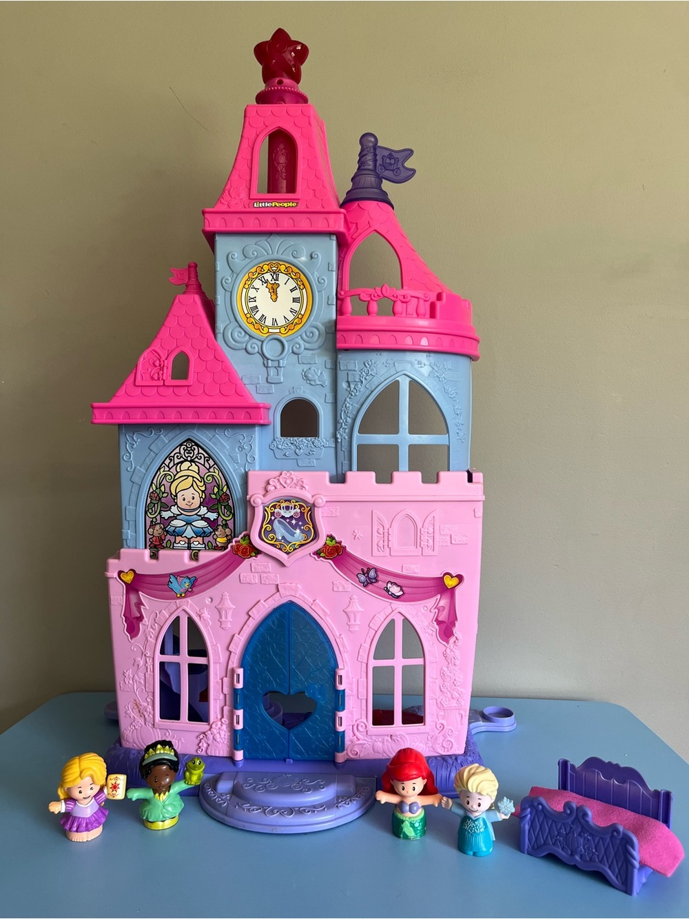 Fisher Price Little People Princess talker wand castle with wand